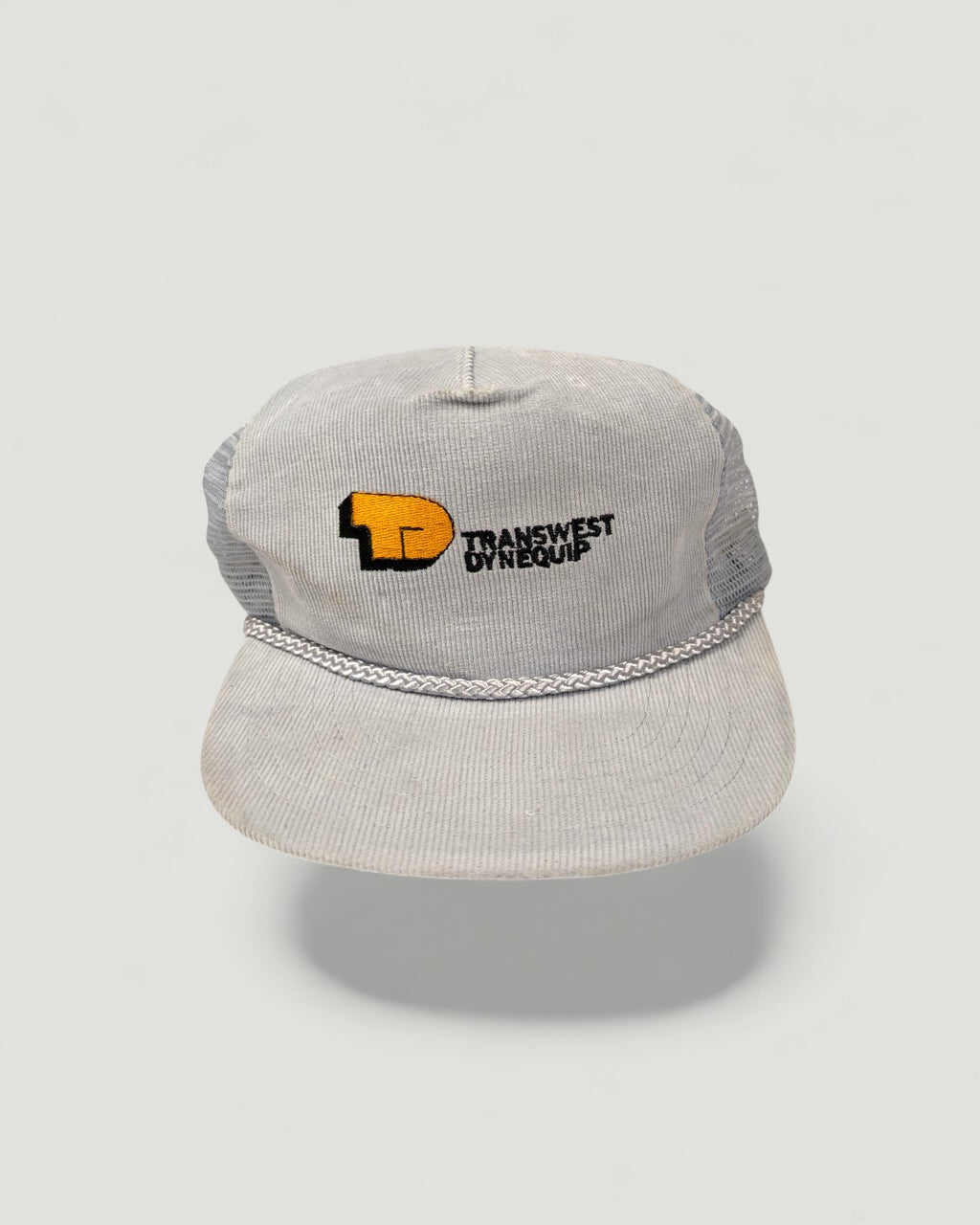 KABURU vintage『TRANSWEST DYNEQUIP』グレーのコーデュロイトラッカー。黄色いDのロゴ刺繍
